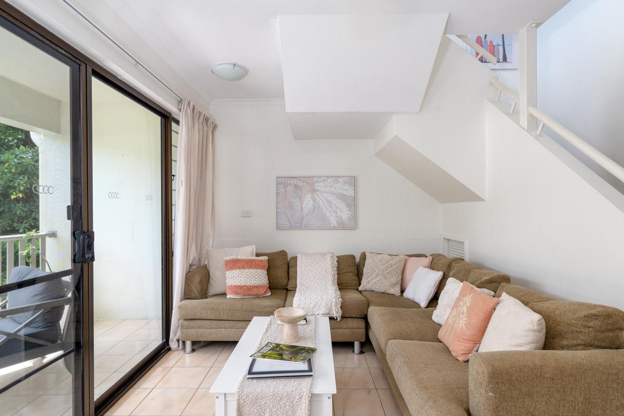 Tropical Reef Apartments Port Douglas Exterior photo