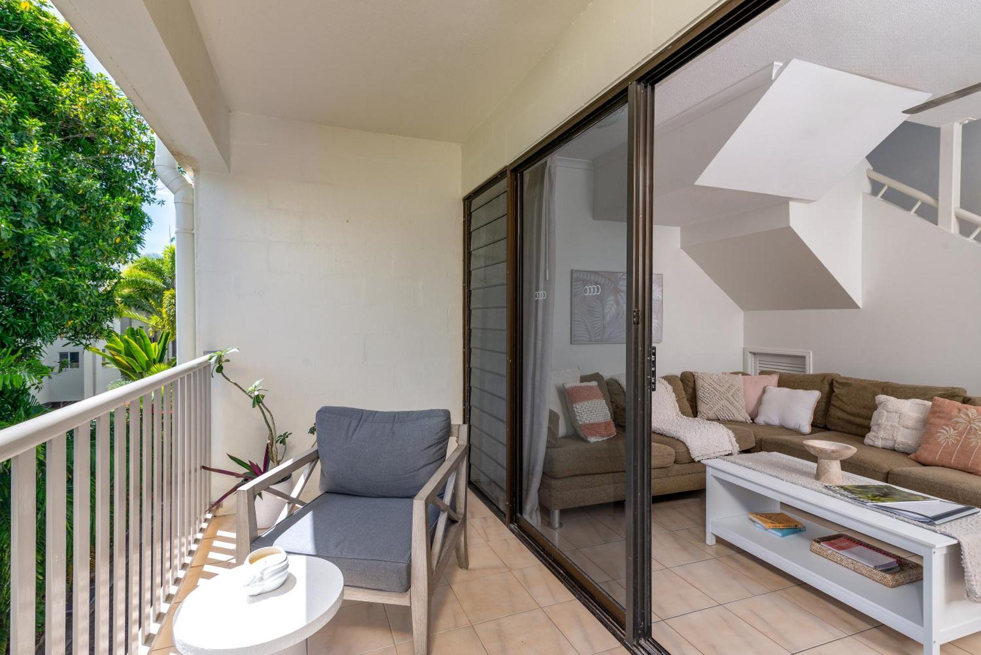 Tropical Reef Apartments Port Douglas Exterior photo