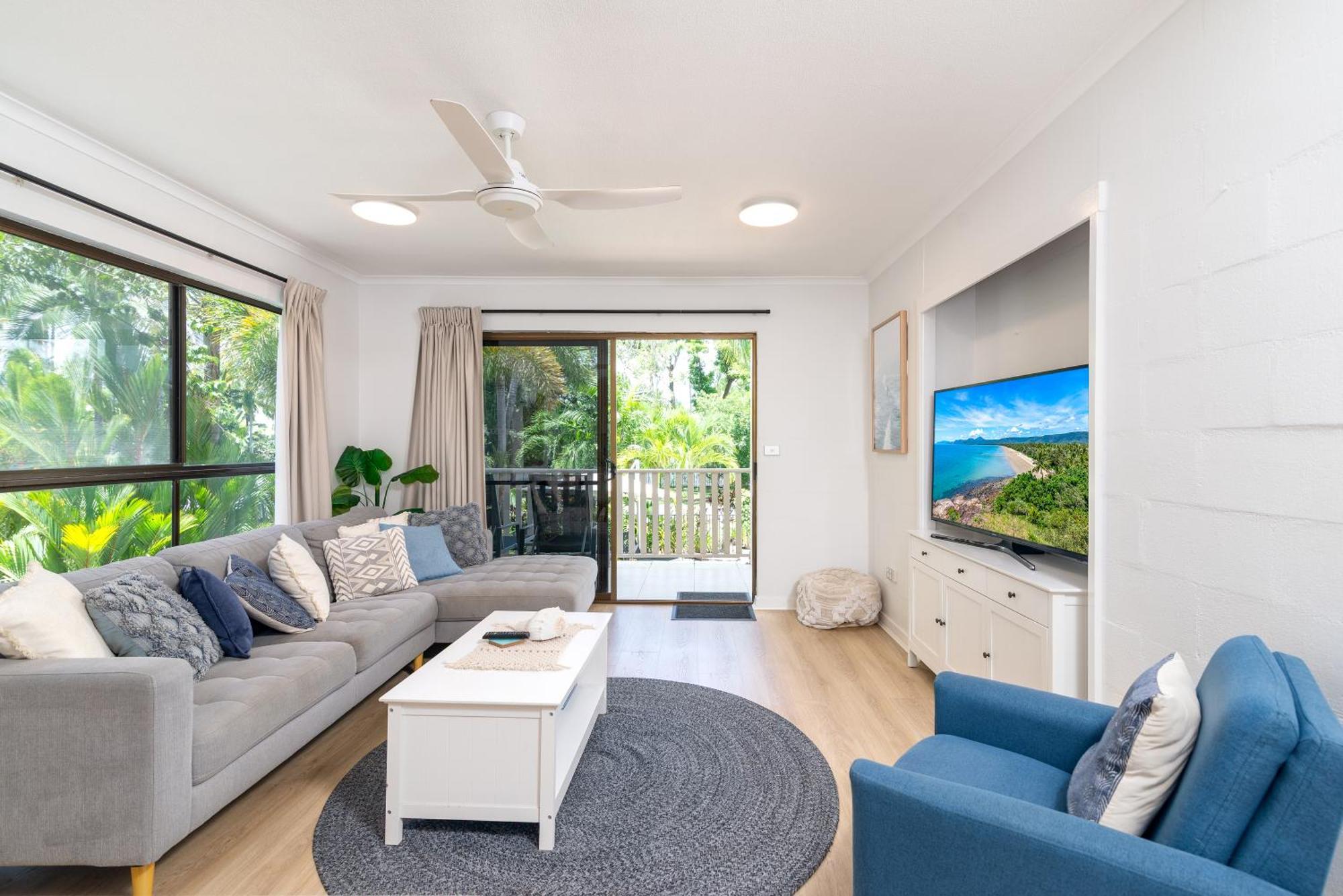 Tropical Reef Apartments Port Douglas Exterior photo